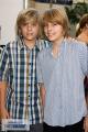 large_dylan-sprouse-and-cole-sprouse-at-the-do-something-awards_003011